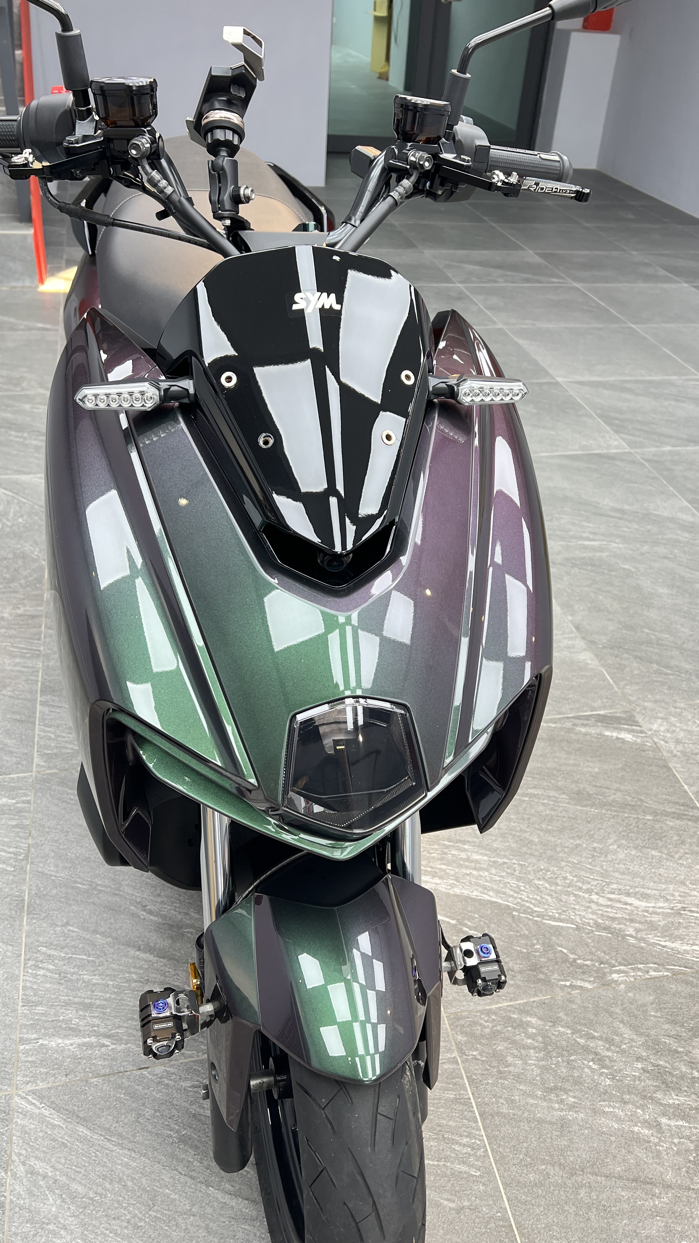 2026 SYM MMBCU 158 電推曼巴 機車保護貼 犀牛皮 電推 抗刮 保護貼 含完整施工配件 好施工 商品圖片 2